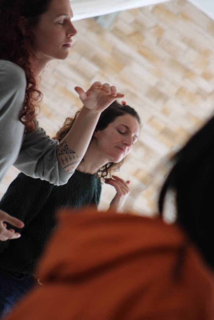 danse intuitive therapie lyon Ateliers Danse Intuitive
