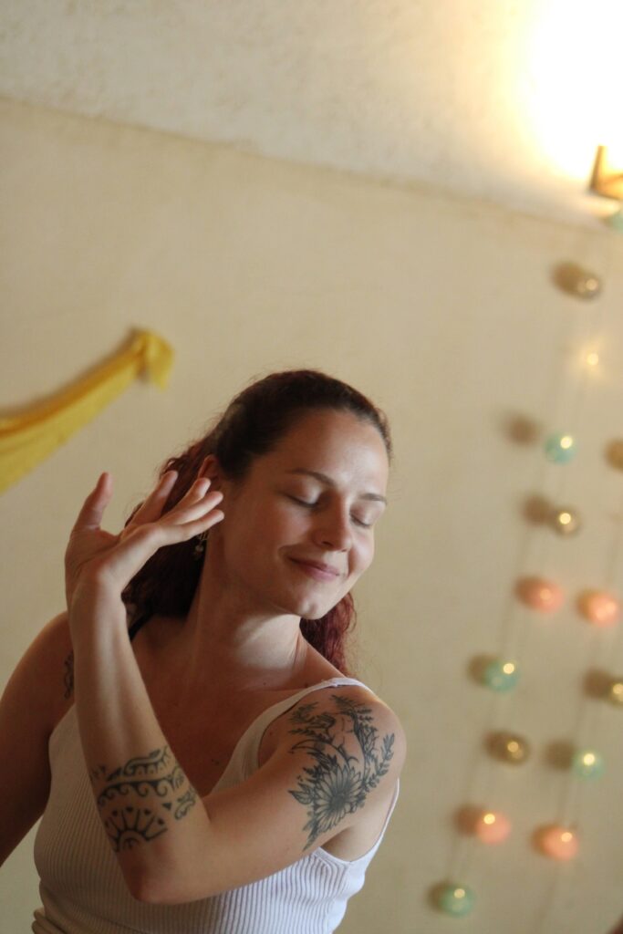 danse therapie intuitive monts du lyonnais Ateliers Danse Intuitive